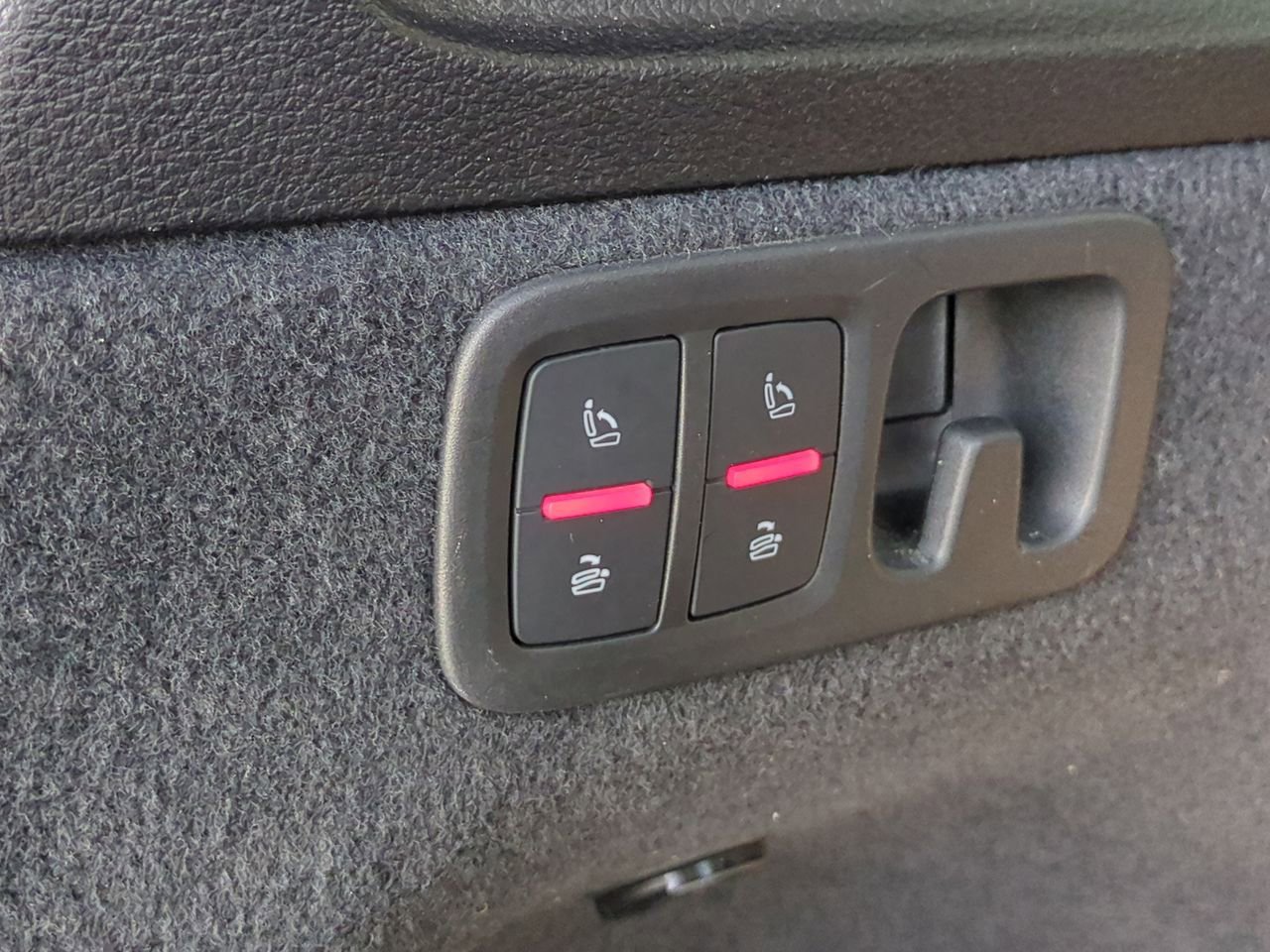 Used 2021 Audi Q7 3.0T Premium w/ Convenience Package image 31