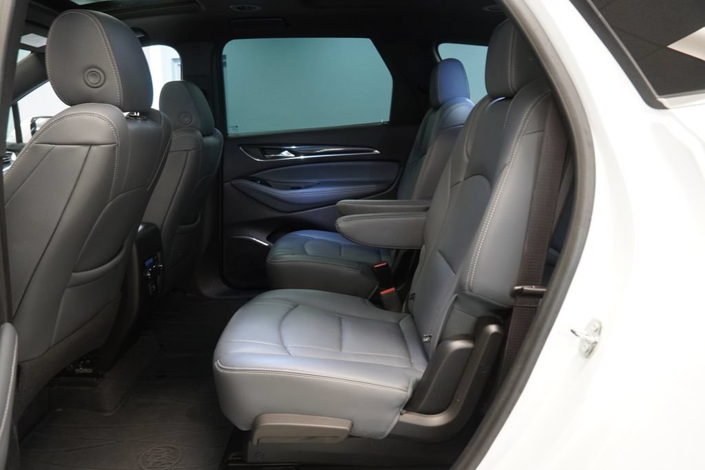 Used 2023 Buick Enclave Essence w/ Experience Buick Package AWD/4WD image 27