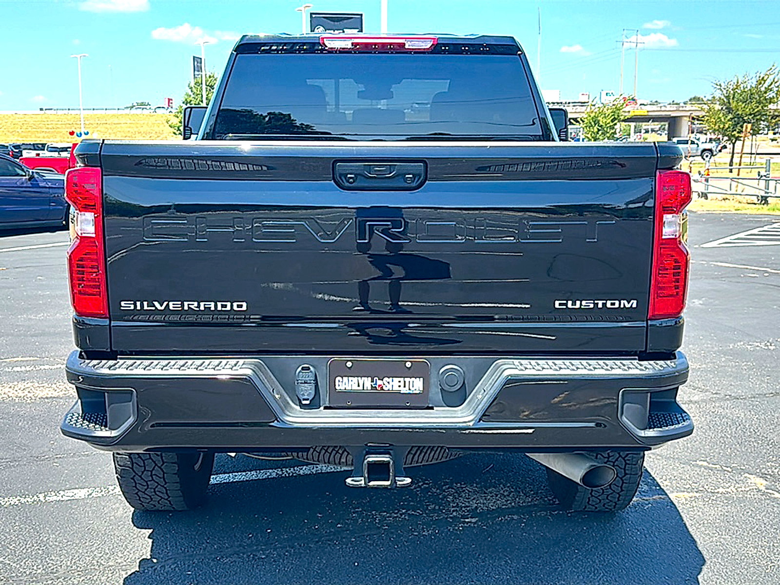 Used 2025 Chevrolet Silverado 2500 Custom w/ Custom Convenience Package AWD/4WD image 7