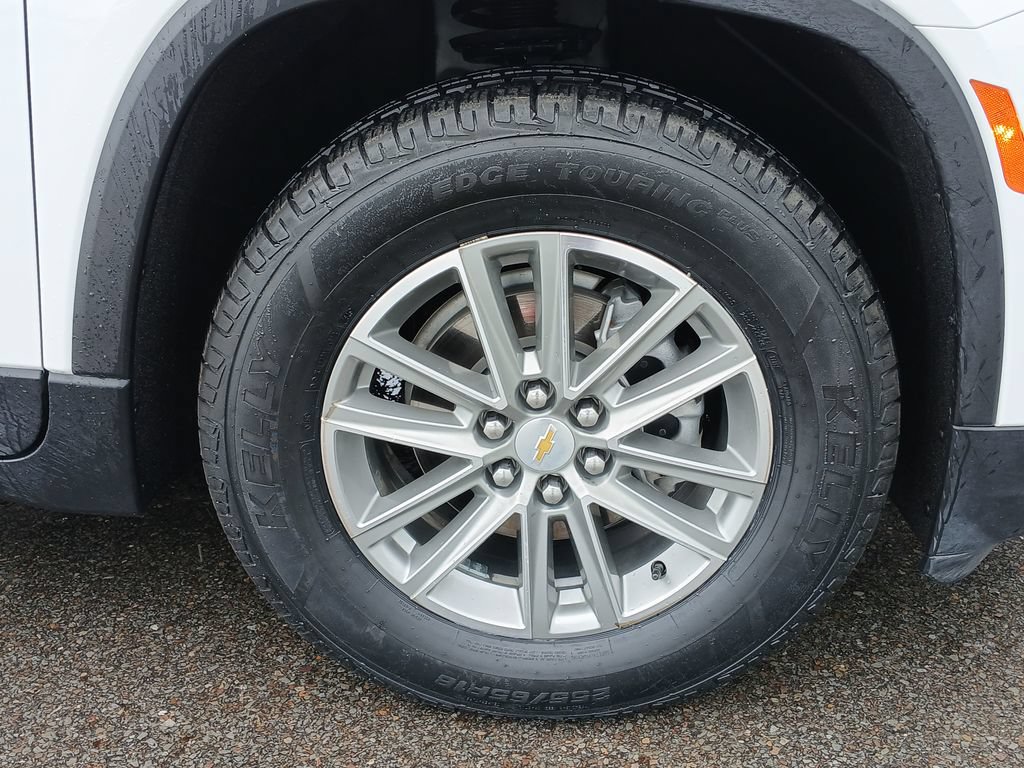 Certified 2023 Chevrolet Traverse LT FWD image 34
