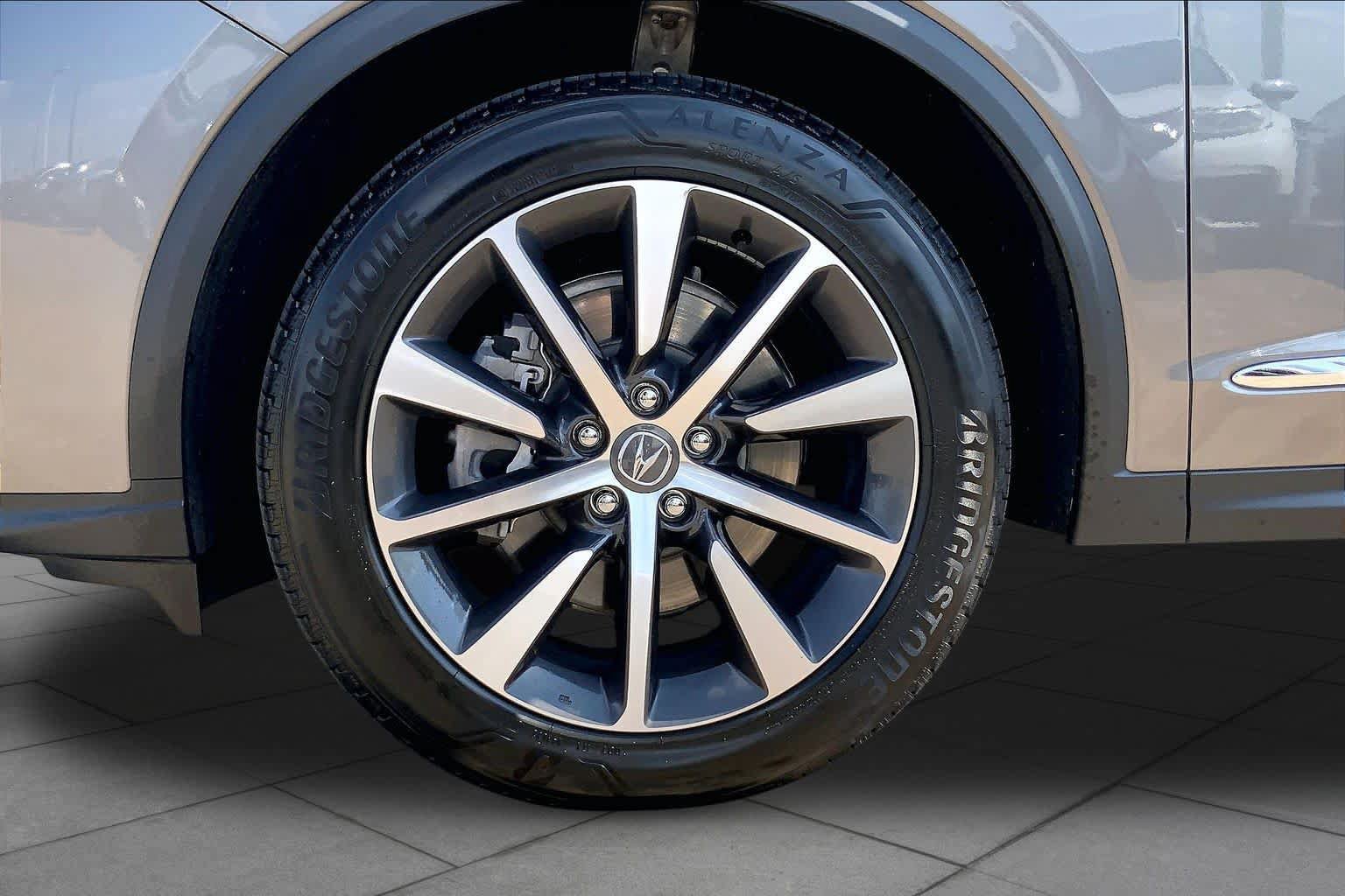 Used 2026 Acura MDX w/ Technology Package FWD image 11