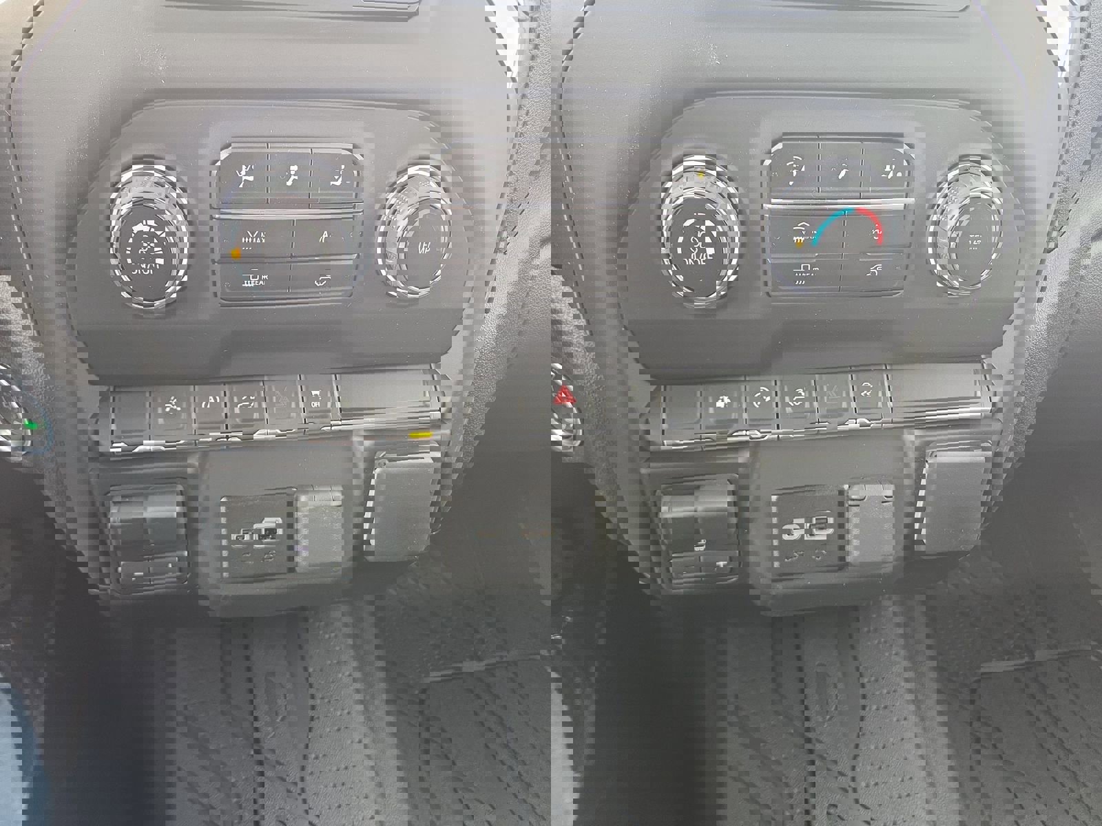 New 2026 Chevrolet Silverado 1500 Custom image 25