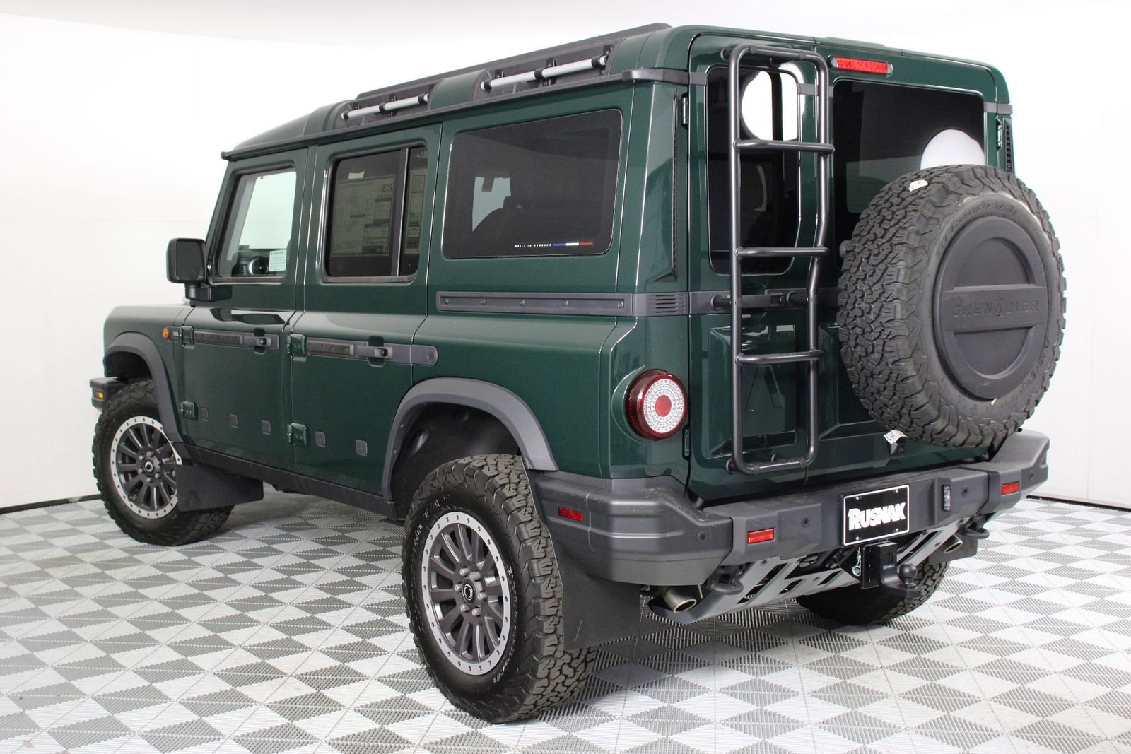 New 2025 INEOS Grenadier Fieldmaster Edition image 3