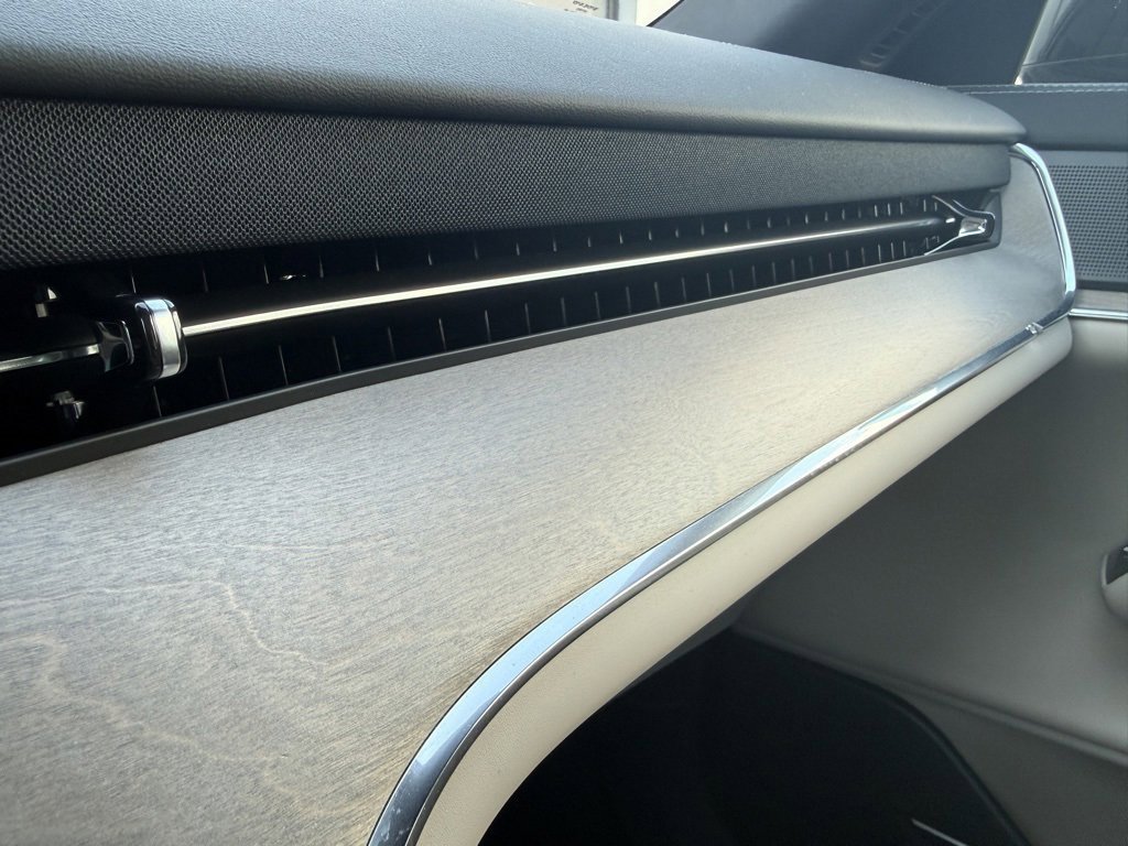 Used 2025 Volvo EX90 Ultra image 12