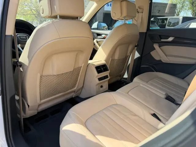 Used 2019 Audi Q5 2.0T Premium AWD/4WD image 16