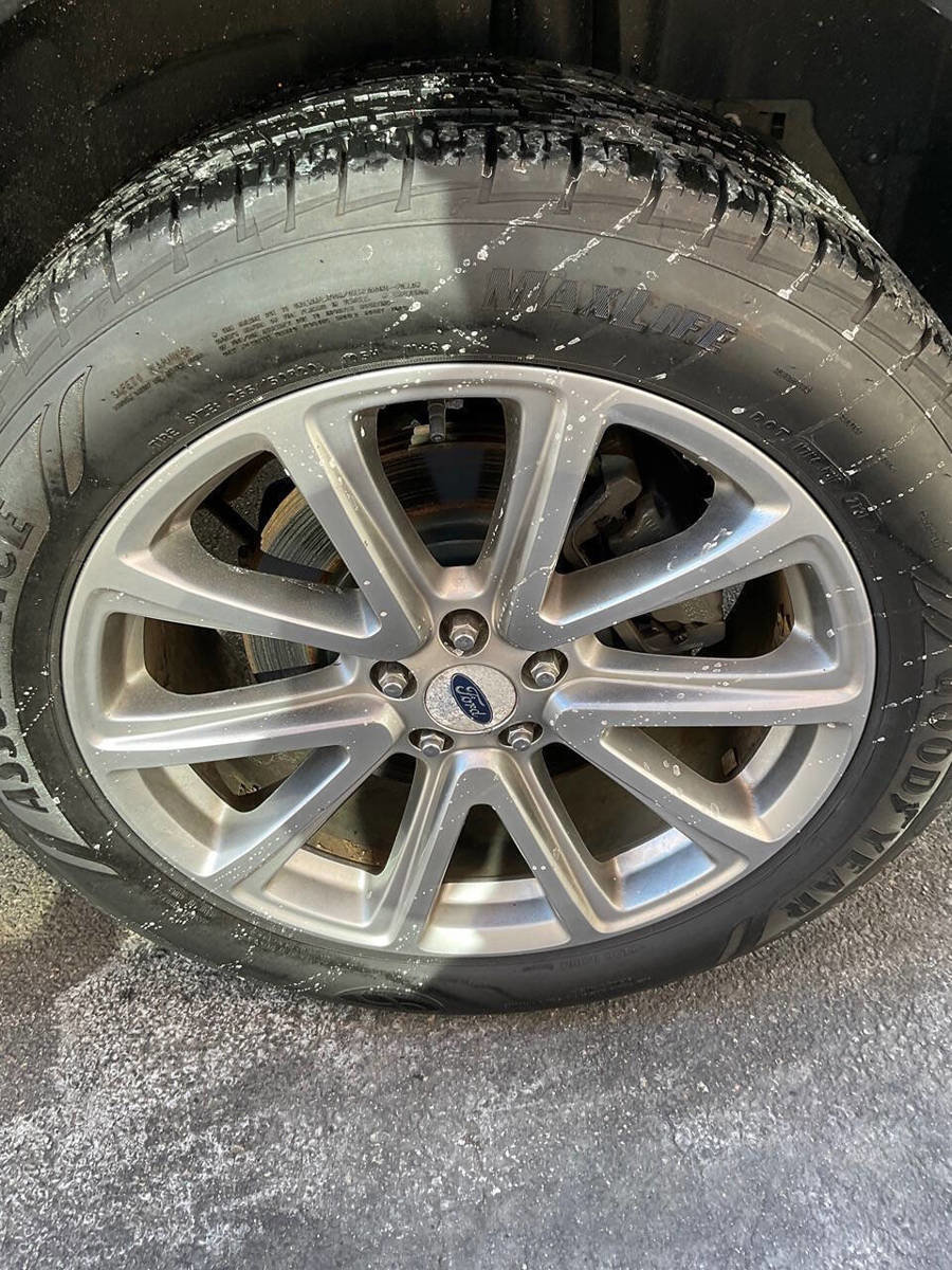 Used 2016 Ford Explorer Limited image 11