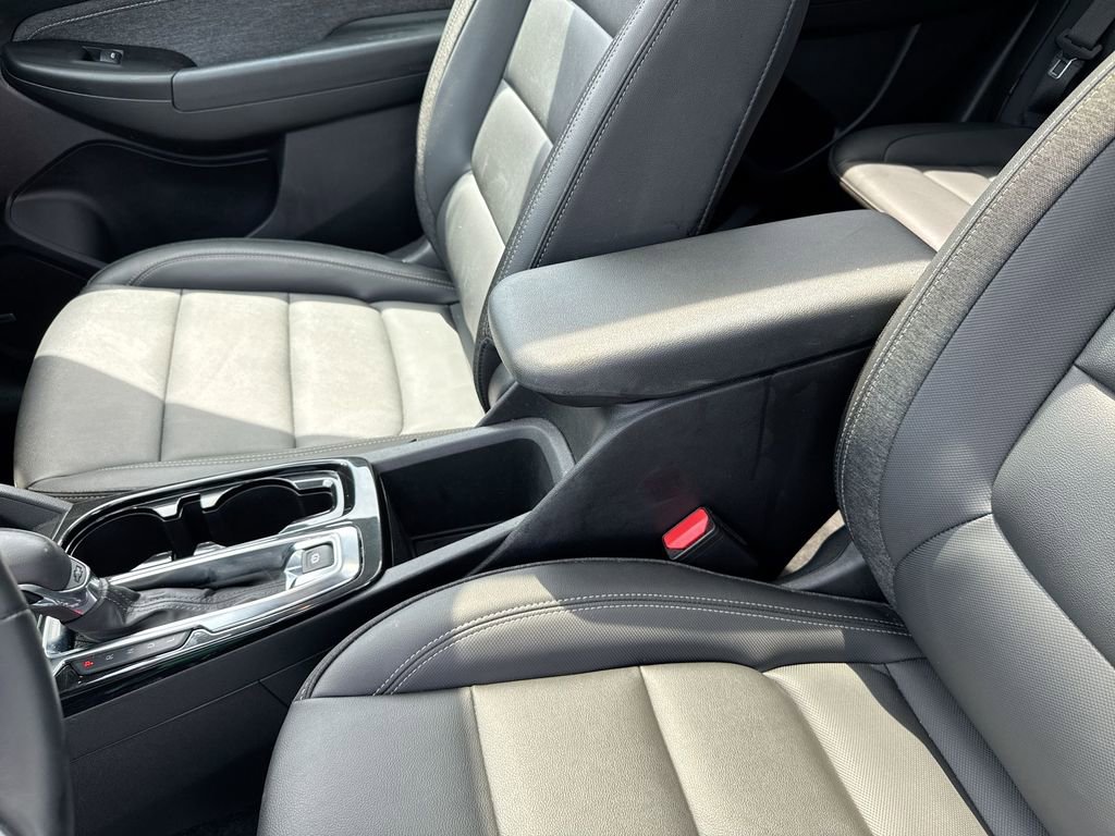 Used 2023 Chevrolet TrailBlazer ACTIV w/ Sun and Liftgate Package image 24