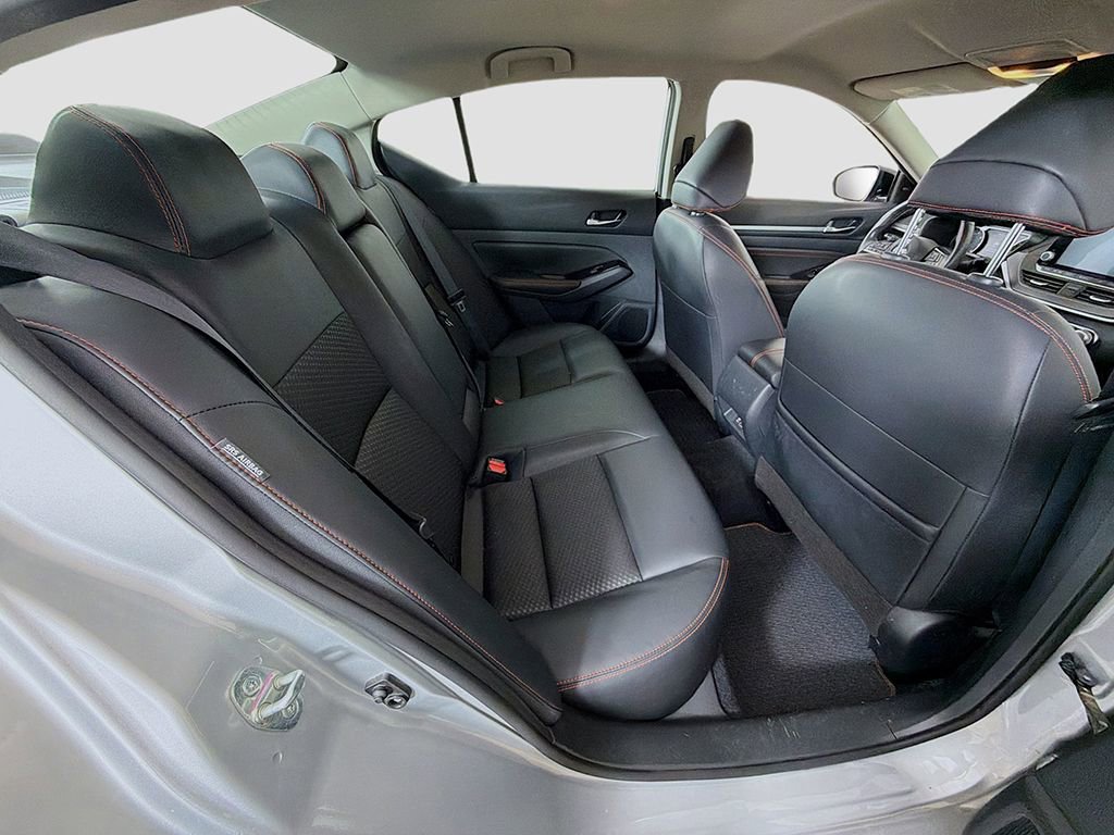 Used 2023 Nissan Altima 2.5 SR image 18