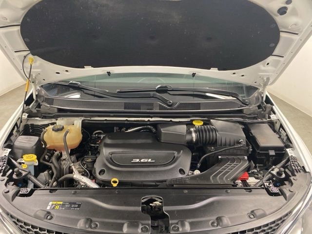 Used 2018 Chrysler Pacifica Touring-L Plus w/ Advanced Safetytec Group image 32