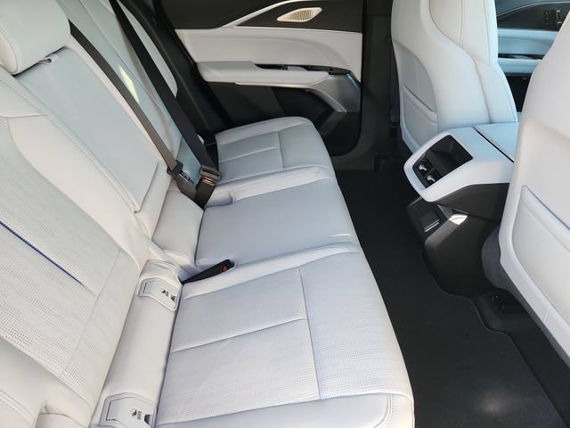 New 2025 Cadillac Lyriq Sport AWD/4WD image 23