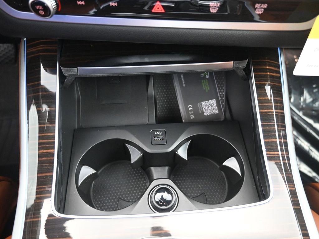 Used 2026 BMW X5 xDrive50e w/ Premium Package image 16