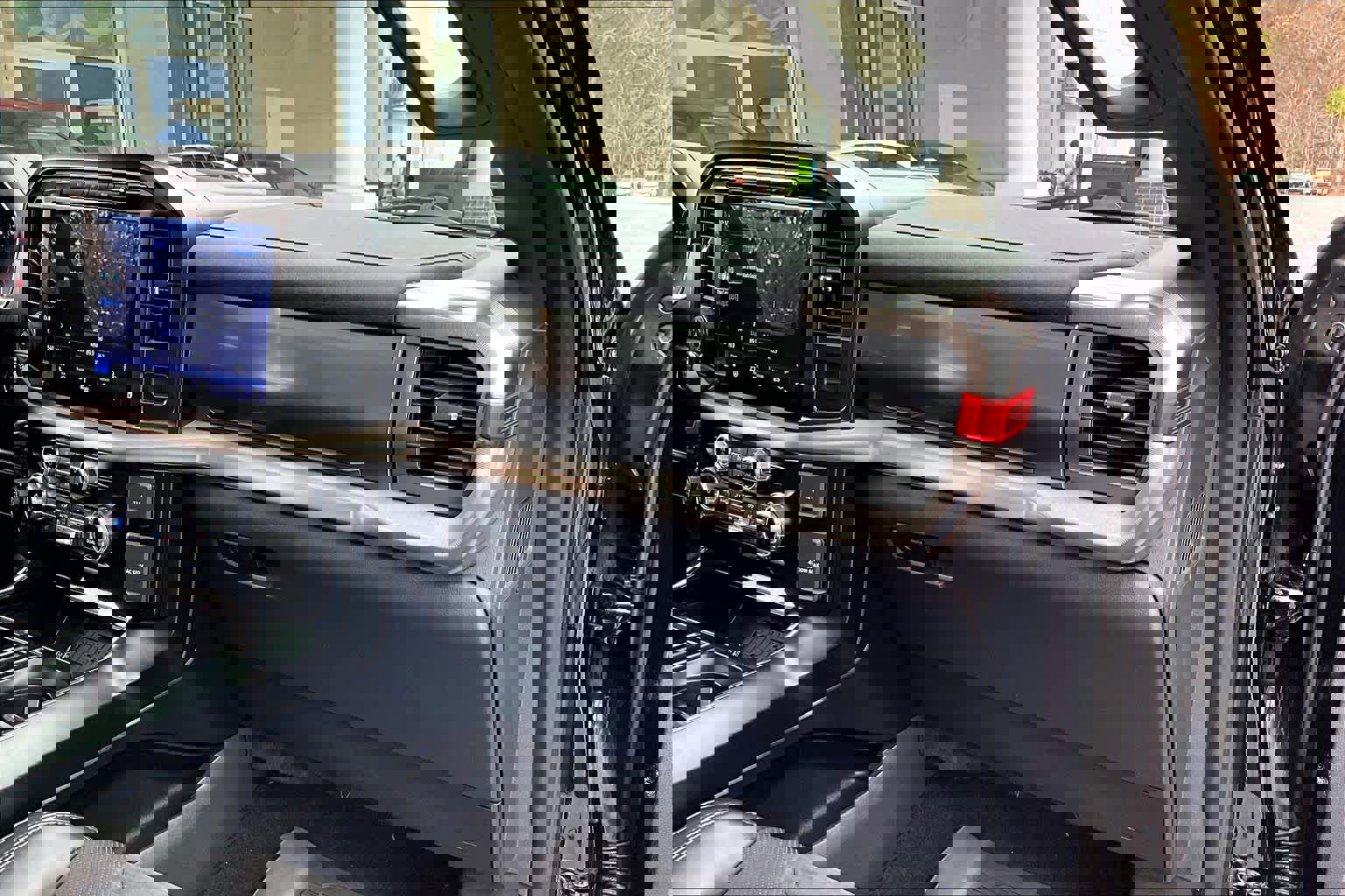 Used 2023 Ford F150 Raptor image 18