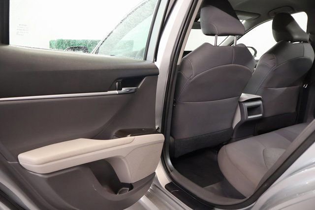 Used 2021 Toyota Camry LE image 27