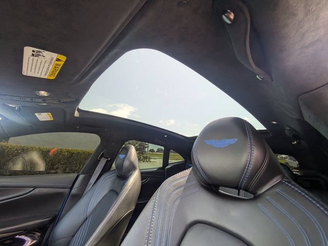 Used 2021 Aston Martin DBX AWD/4WD image 20