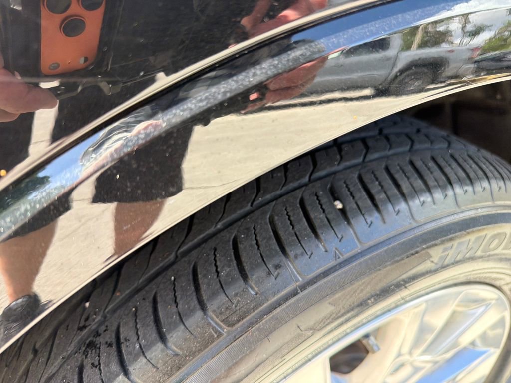 Used 2017 Buick Envision Essence FWD image 11