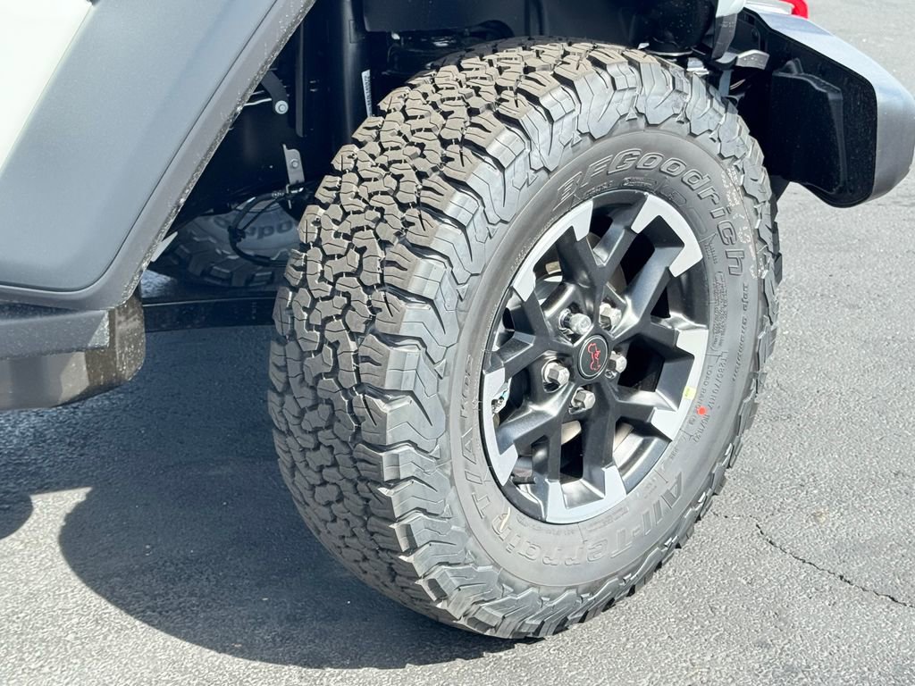 New 2026 Jeep Wrangler Unlimited Rubicon AWD/4WD image 9
