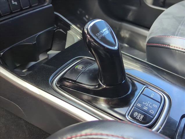 Used 2022 Mitsubishi Outlander LE image 24