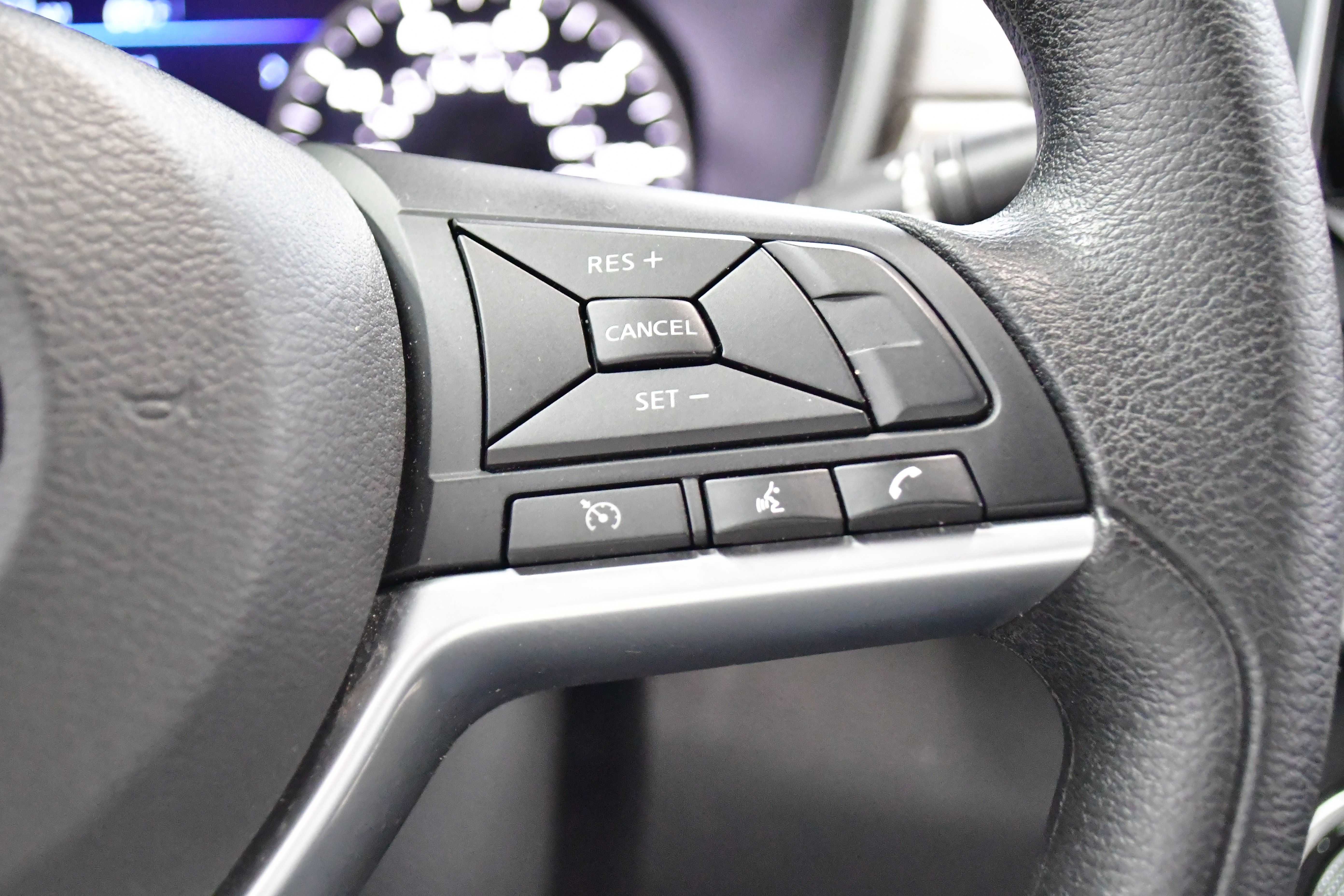 Used 2025 Nissan Altima 2.5 SV FWD image 22