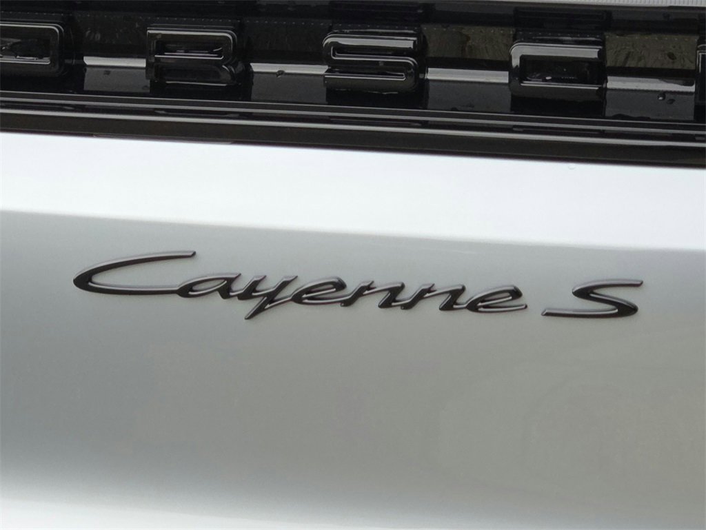 New 2026 Porsche Cayenne S image 28