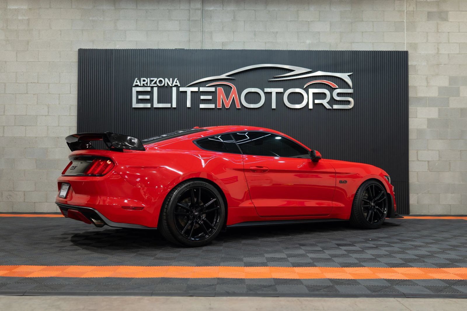 Used 2016 Ford Mustang GT Premium w/ GT Performance Package RWD image 18