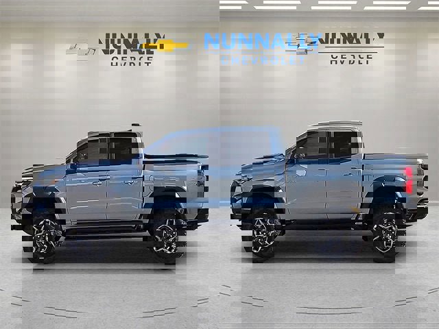 New 2026 Chevrolet Colorado ZR2 w/ Off-Road Front Bumper Package image 2