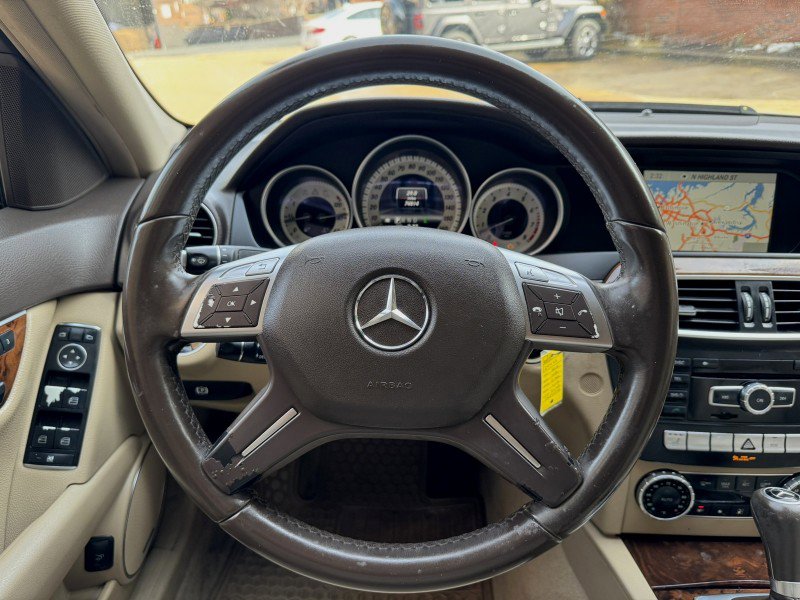 Used 2013 Mercedes-Benz C 300 4MATIC Sedan image 17