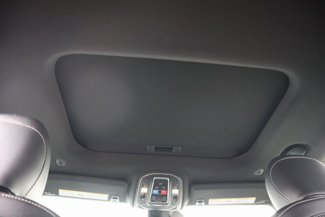 New 2025 Jeep Grand Cherokee L Altitude image 6