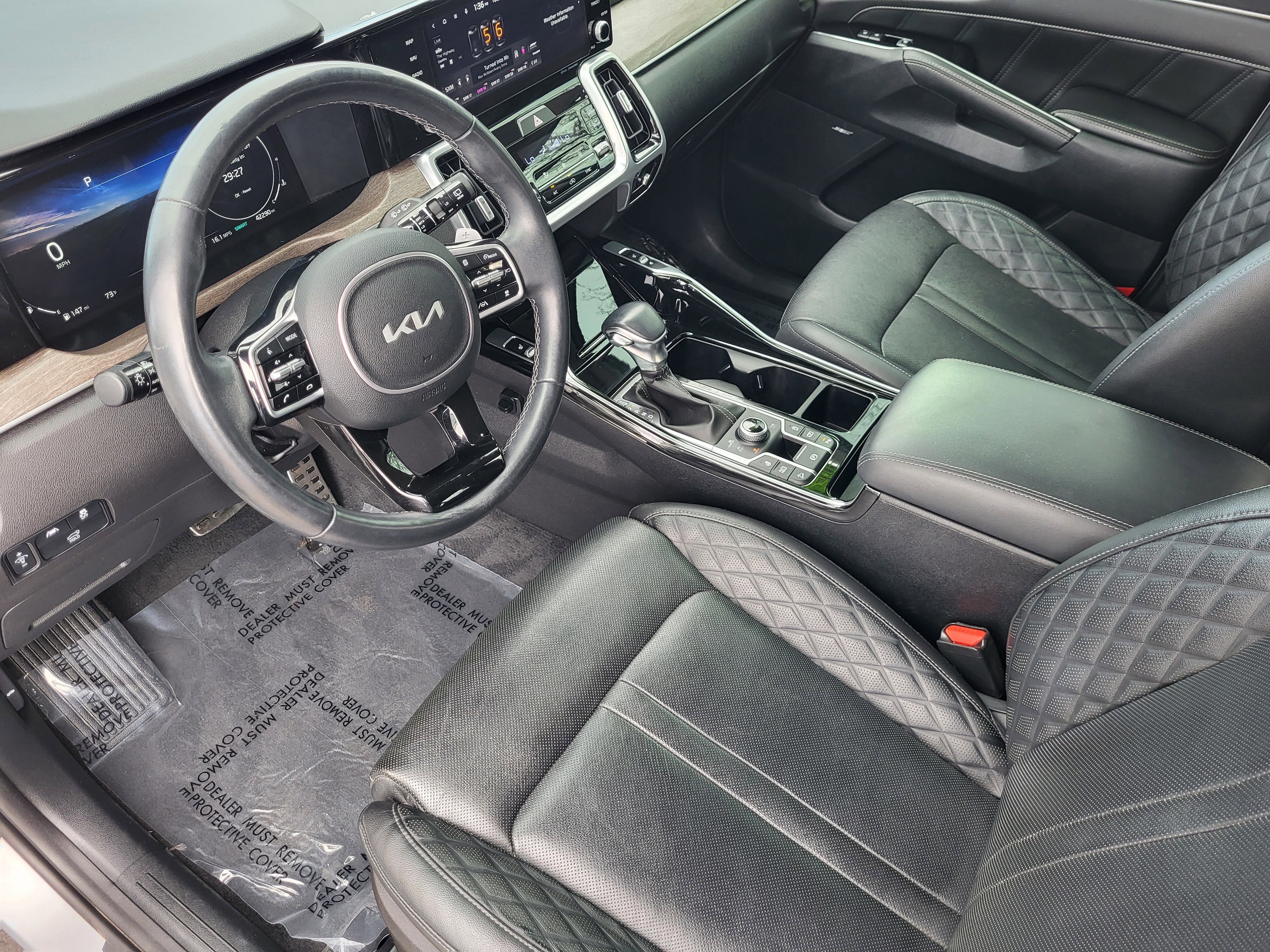 Used 2022 Kia Sorento SX Prestige image 12