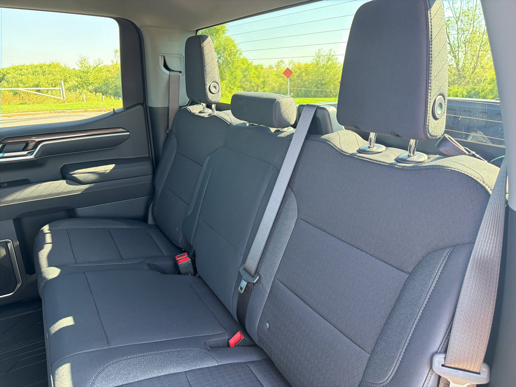 New 2026 Chevrolet Silverado 1500 RST w/ RST Select Package AWD/4WD image 34
