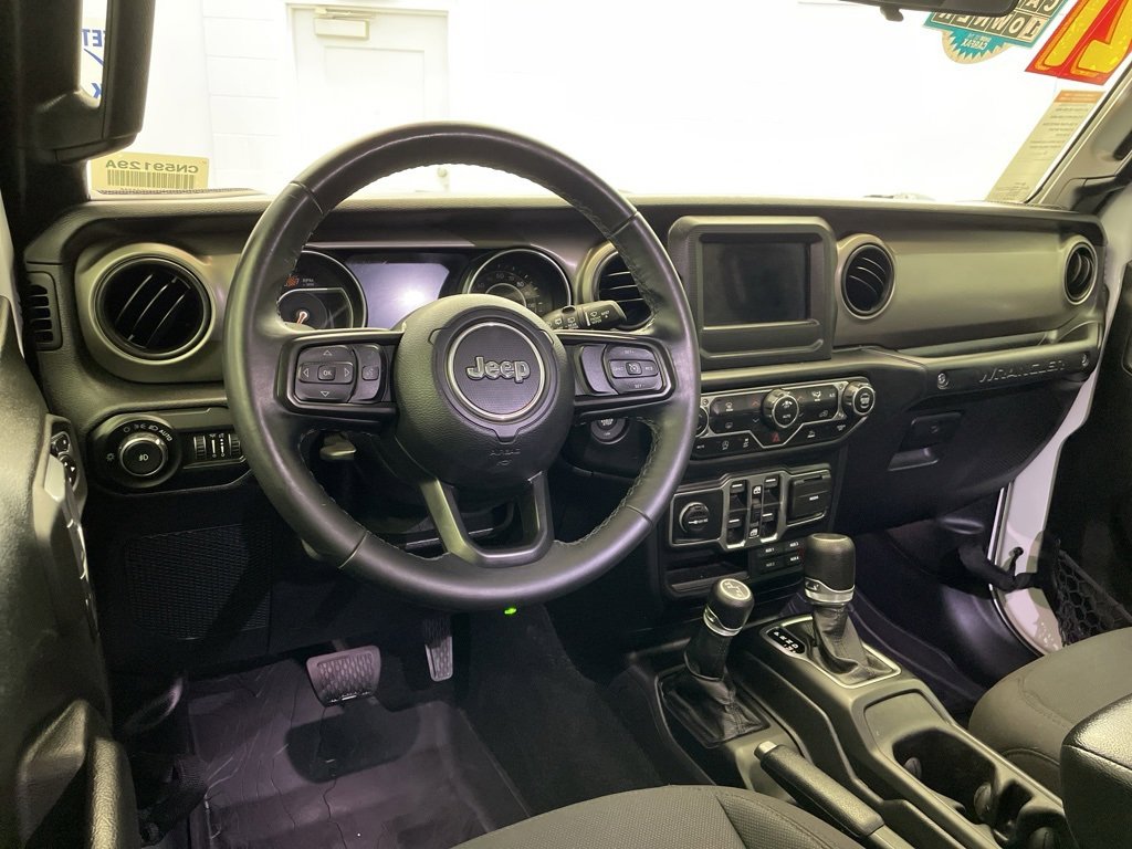 Certified 2021 Jeep Wrangler Unlimited Sport image 11
