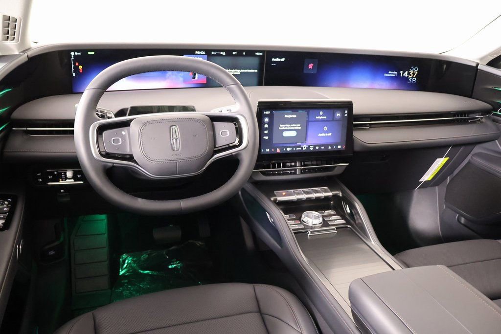 New 2026 Lincoln Nautilus Premier w/ Equipment Group 102A image 2