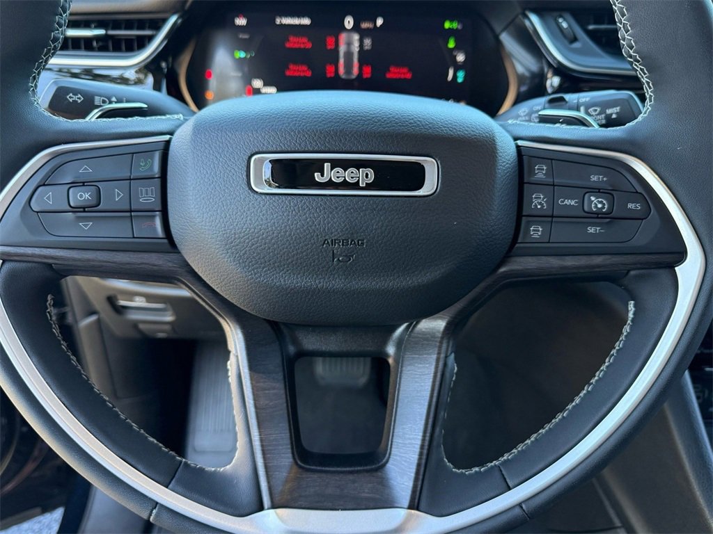 Used 2024 Jeep Grand Cherokee Limited 4xe w/ Luxury Tech Group II image 34