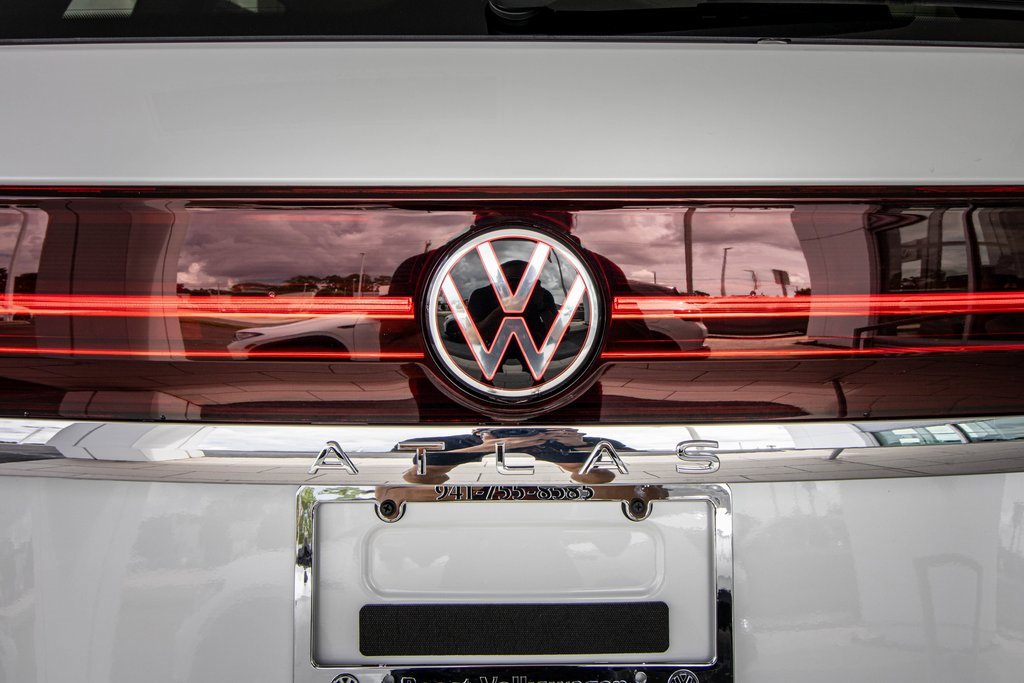 New 2026 Volkswagen Atlas SE image 16