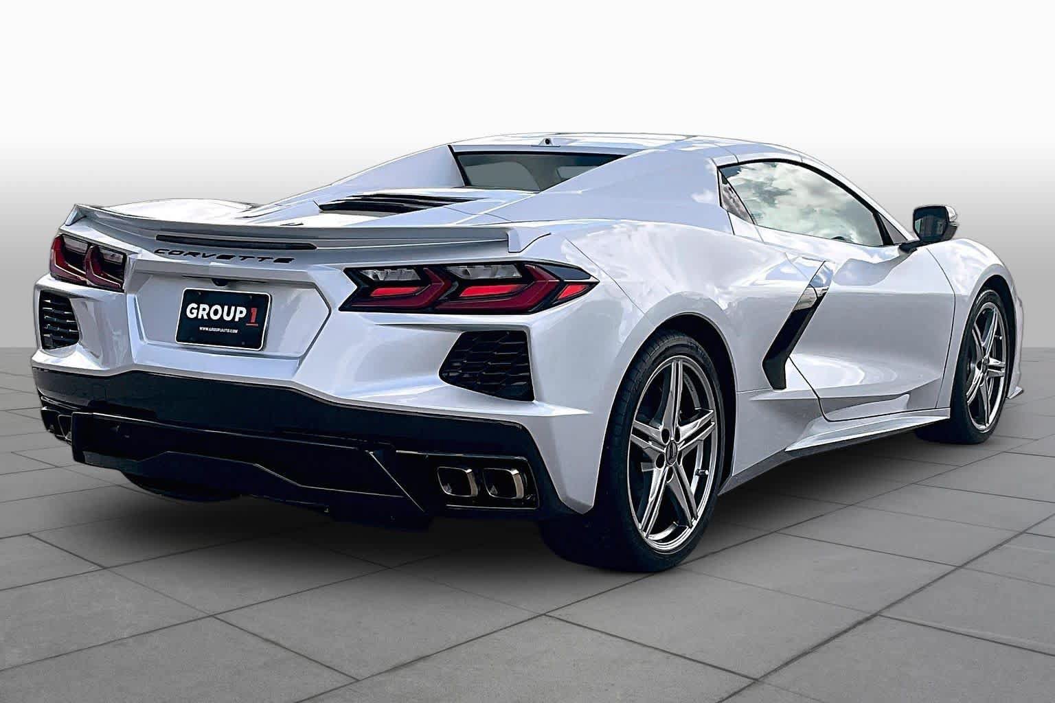 Used 2026 Chevrolet Corvette Stingray Preferred Conv RWD image 12