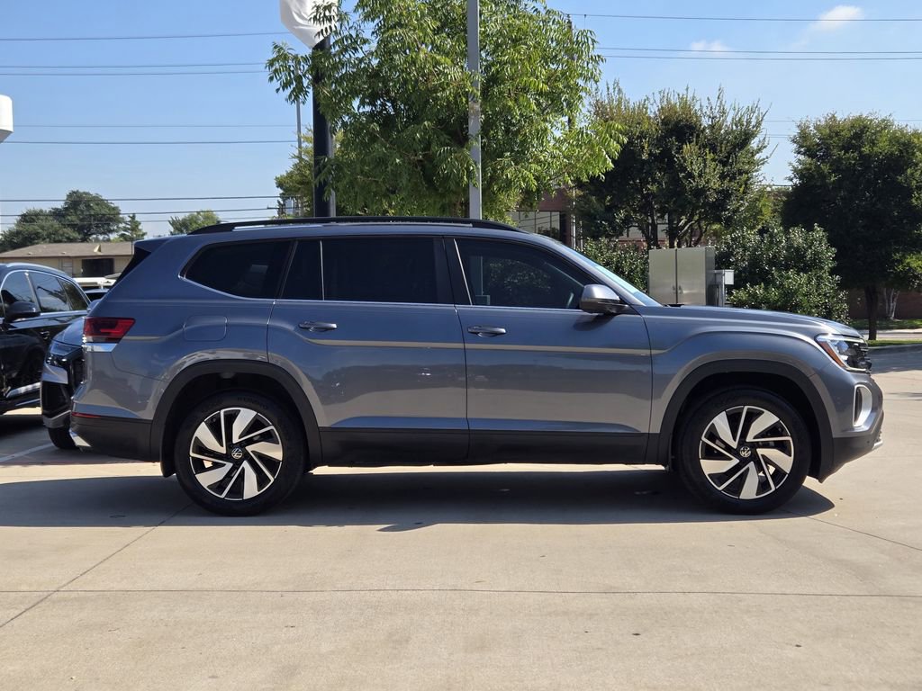 Used 2024 Volkswagen Atlas SE image 5