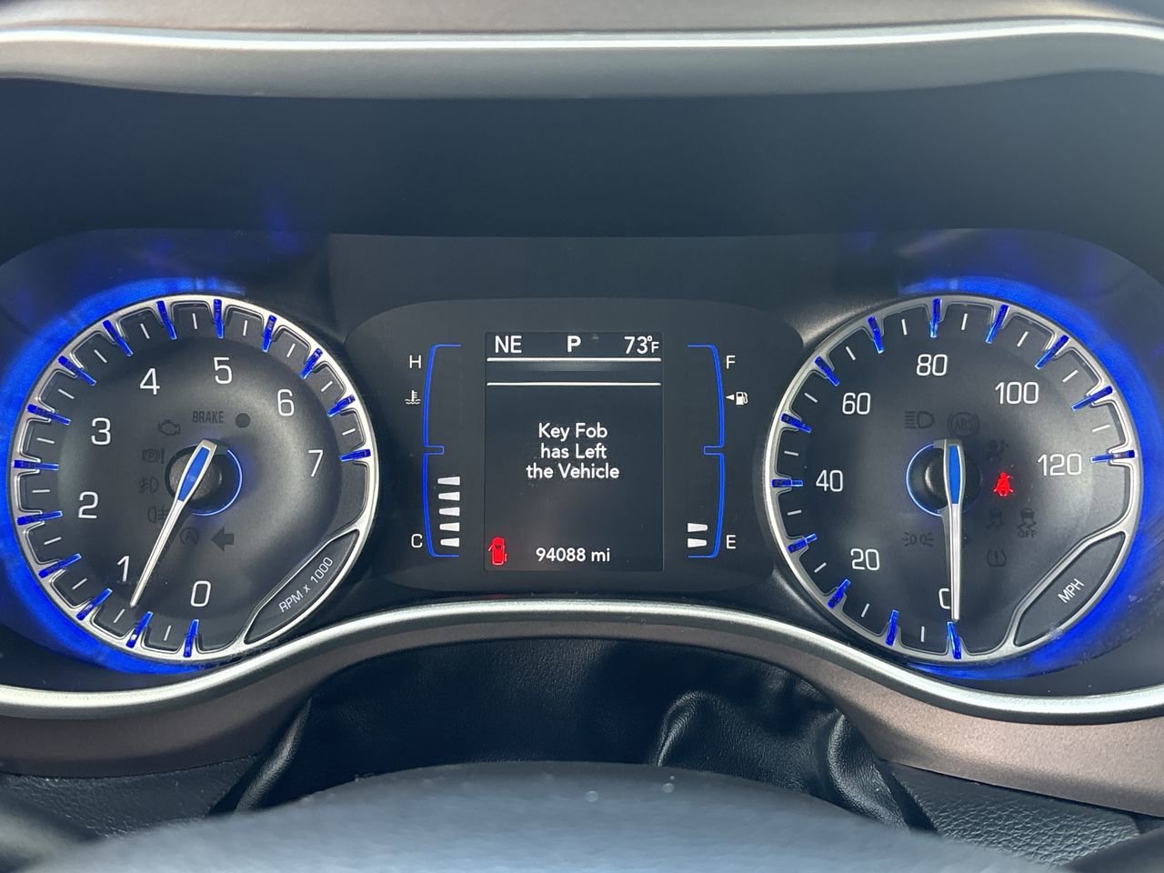 Used 2021 Chrysler Voyager LX image 29