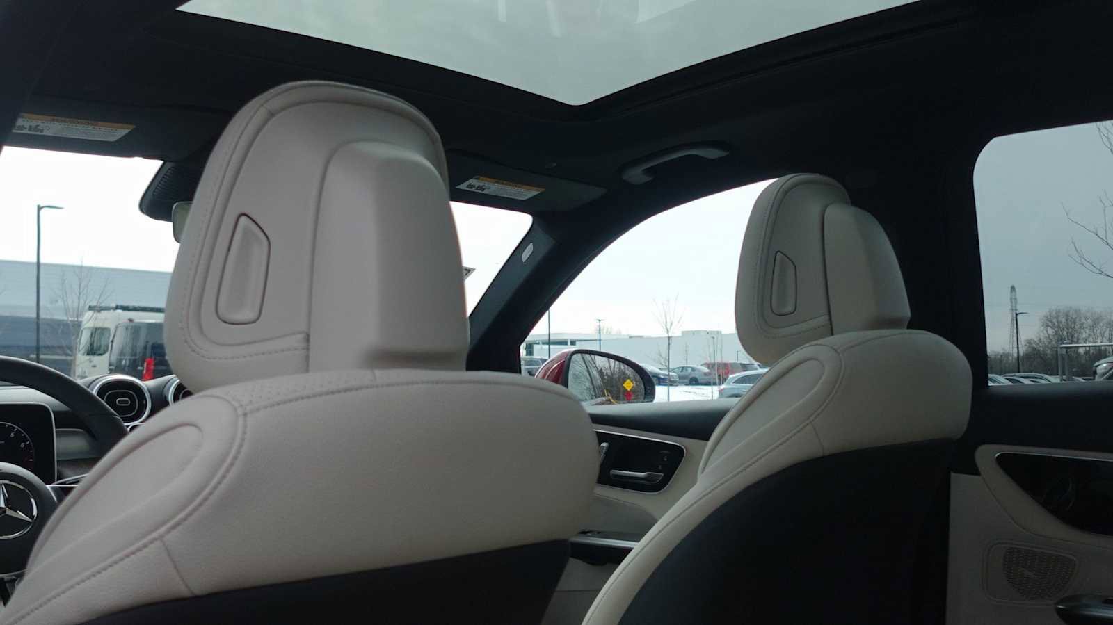 New 2026 Mercedes-Benz GLC 300 4MATIC image 40
