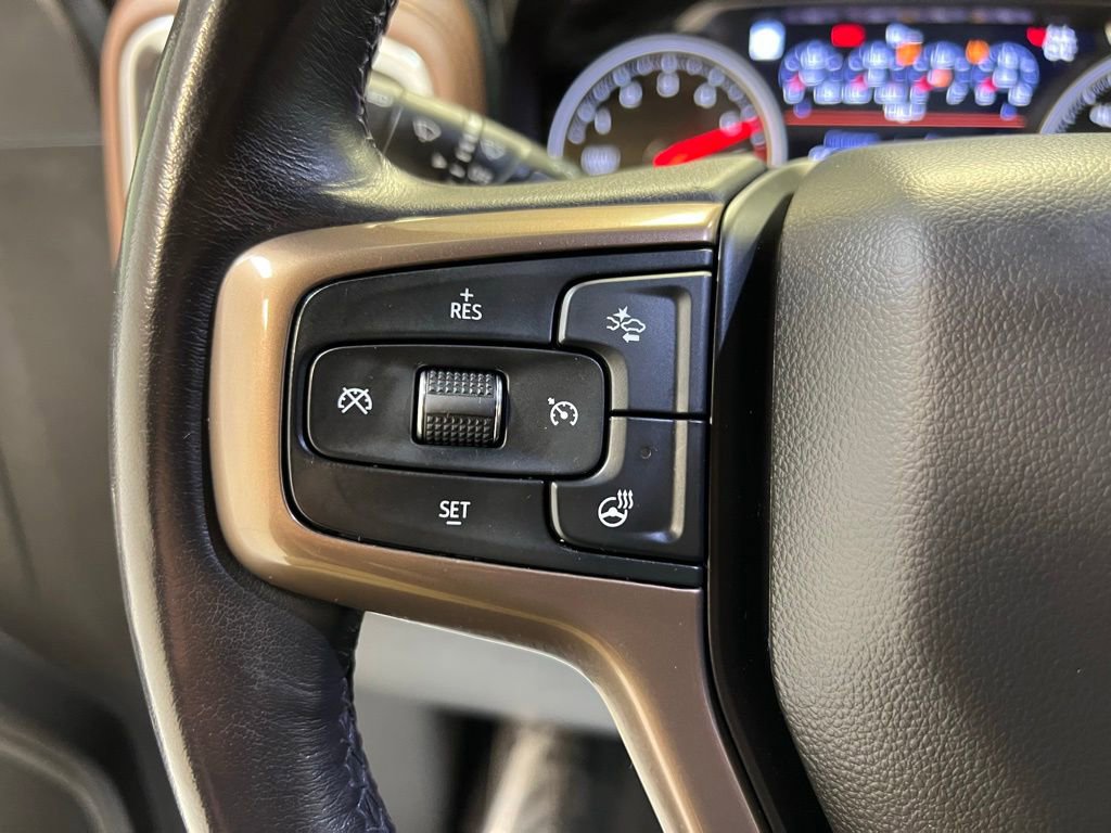 Used 2020 Chevrolet Silverado 1500 High Country w/ Technology Package image 20
