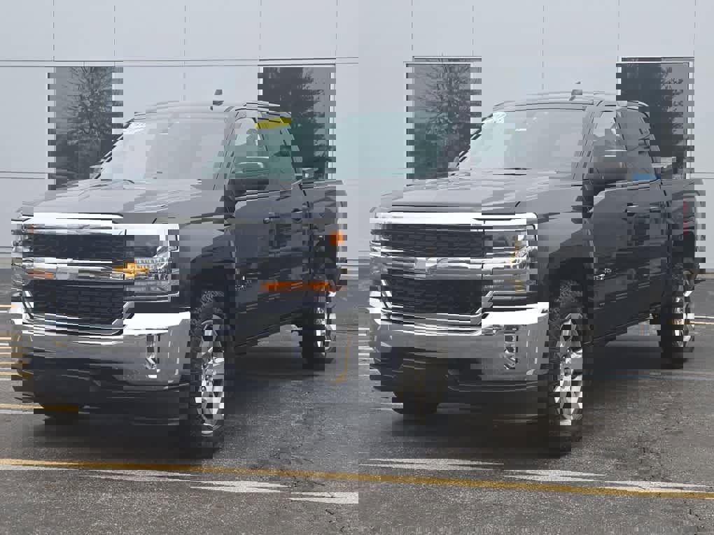 Used 2018 Chevrolet Silverado 1500 LT w/ Texas Edition image 1