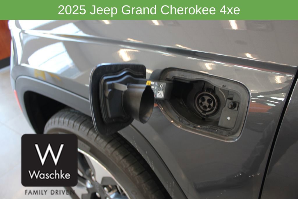 New 2025 Jeep Grand Cherokee Limited 4xe w/ Trailer Tow Package image 22