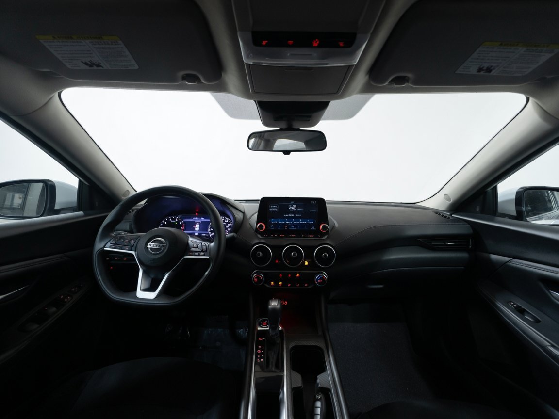 Used 2023 Nissan Sentra SV FWD image 15