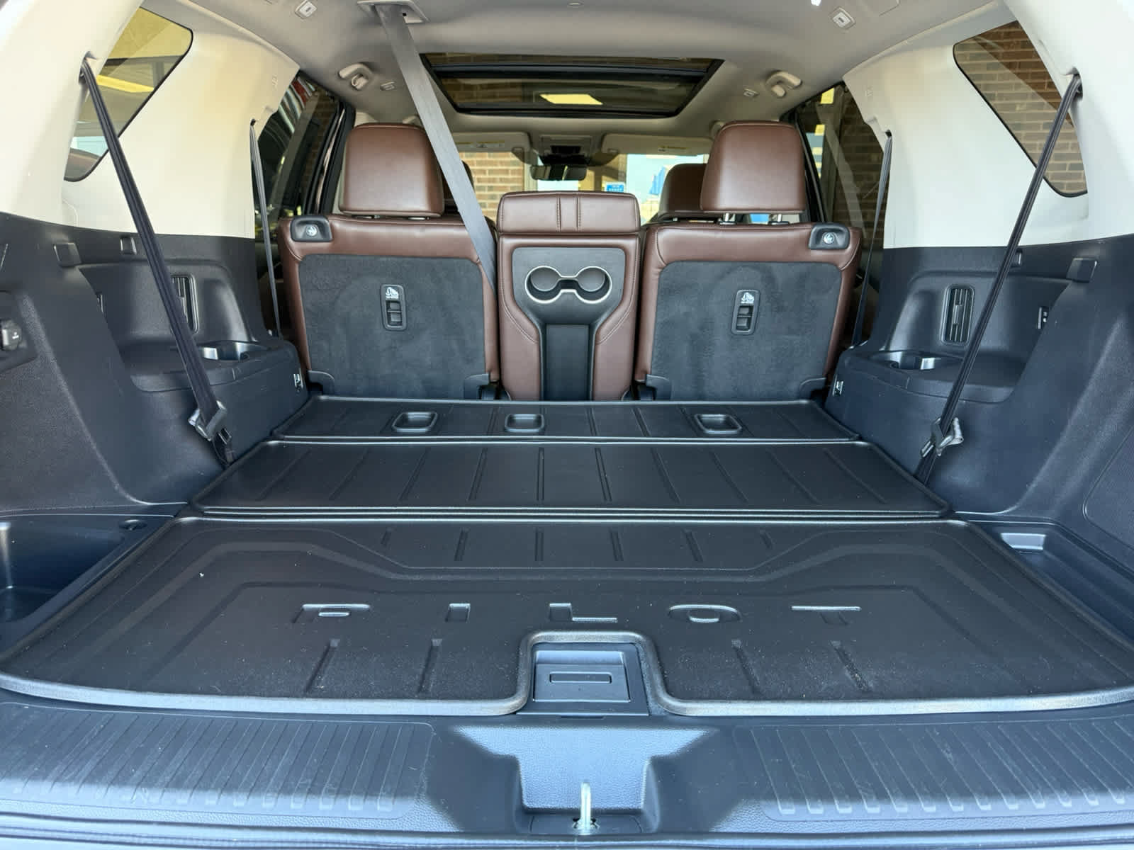 Used 2024 Honda Pilot Elite image 6