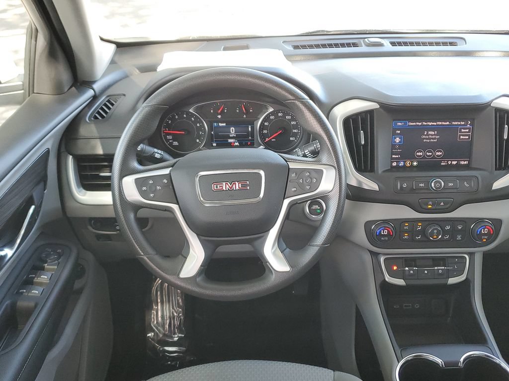 Used 2023 GMC Terrain SLE w/ Driver Convenience Package FWD image 18