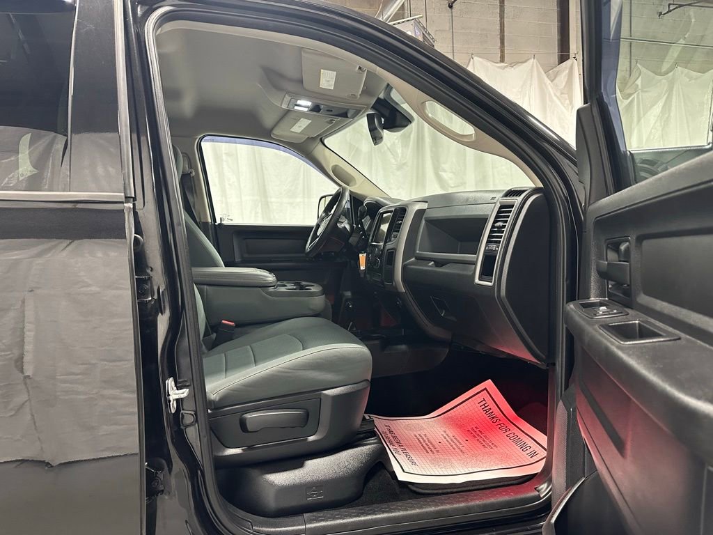 Used 2016 RAM 2500 Tradesman w/ Chrome Appearance Group image 49