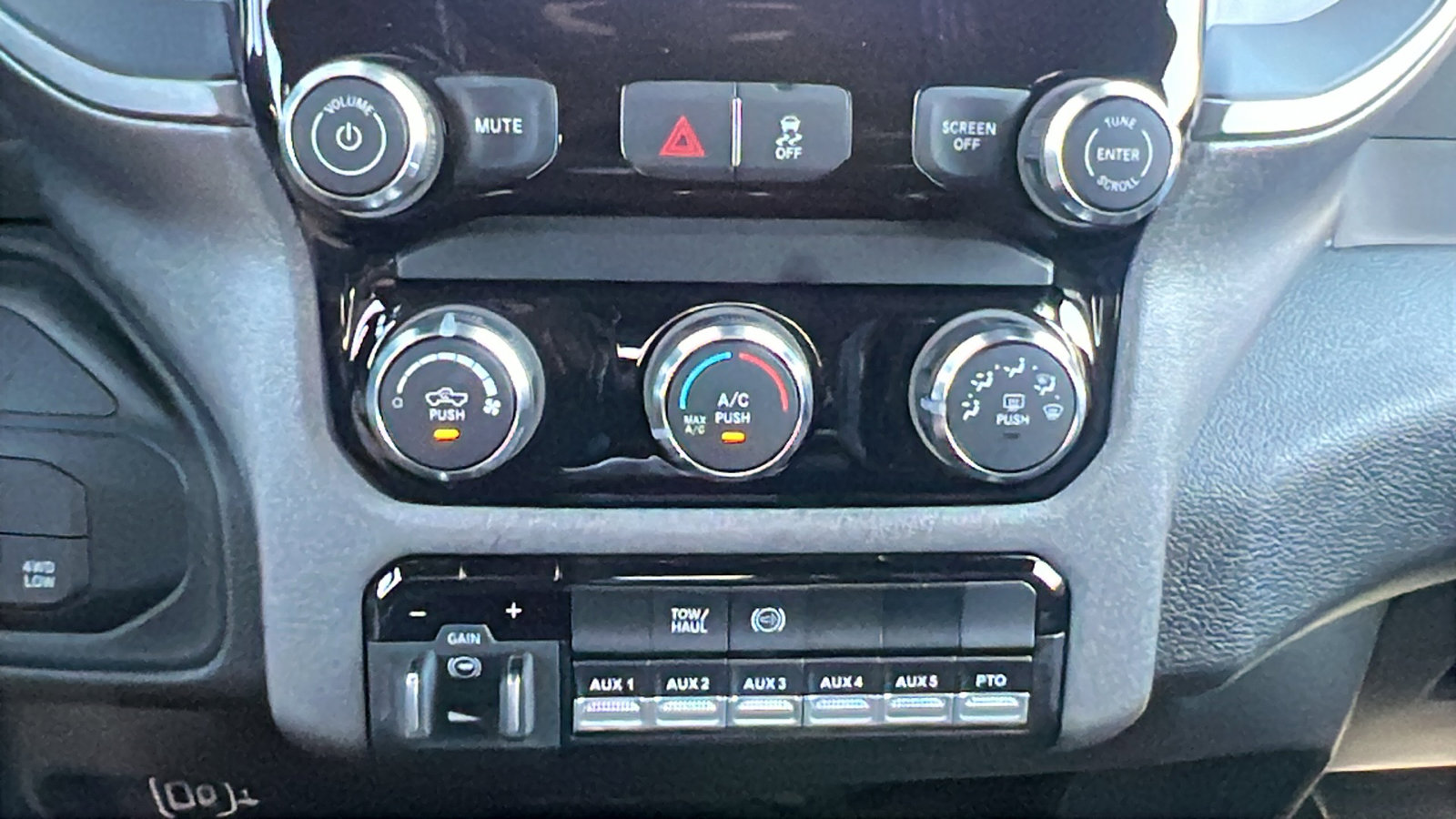 New 2026 RAM 4500 Tradesman w/ Chrome Appearance Group image 26