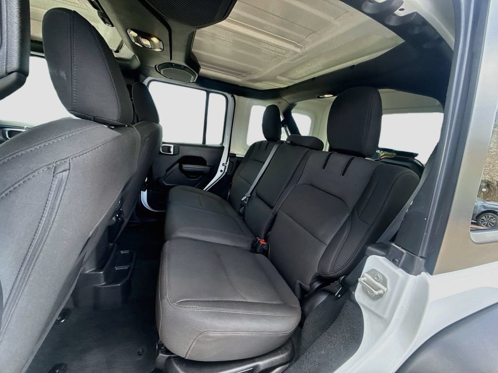 Certified 2023 Jeep Wrangler Unlimited AWD/4WD image 27