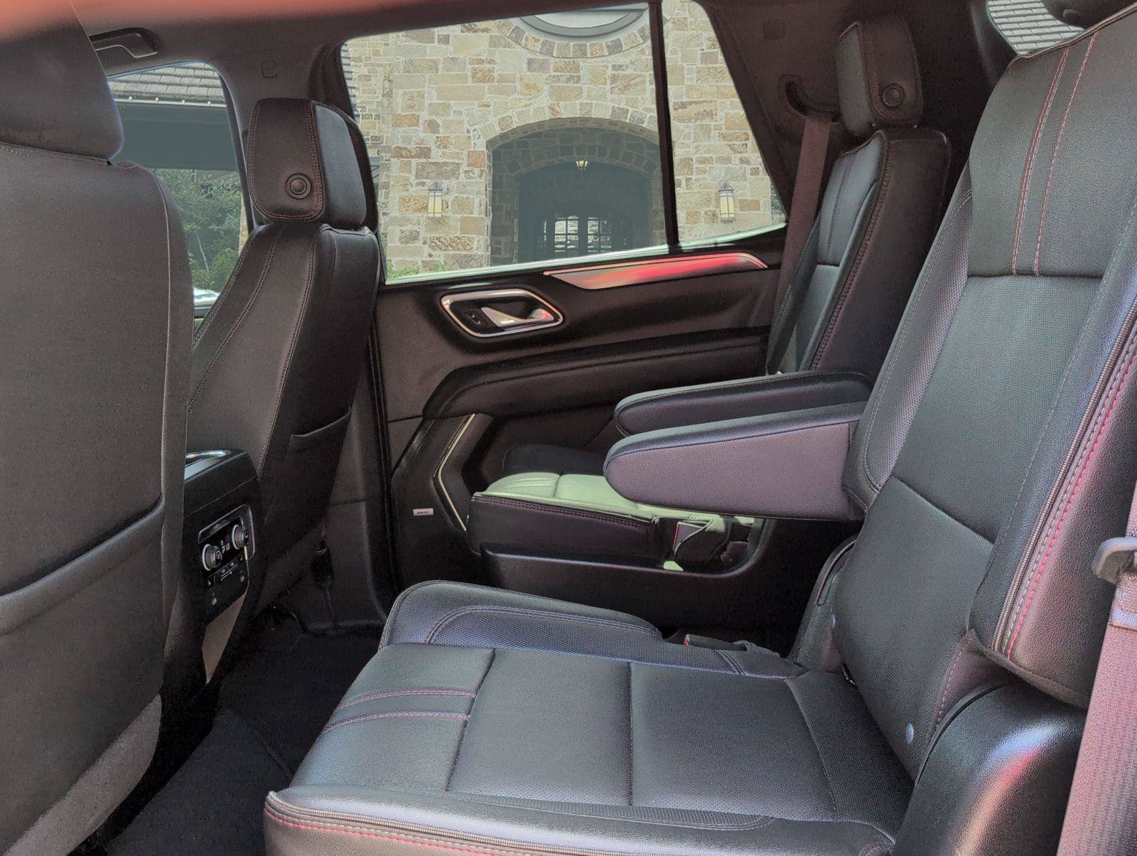 Used 2023 Chevrolet Tahoe RST w/ Luxury Package AWD/4WD image 15