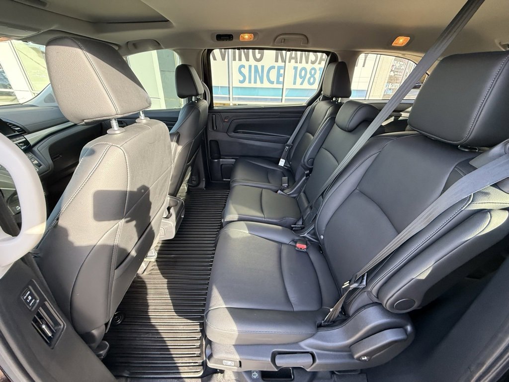 Used 2025 Honda Odyssey EX-L image 9