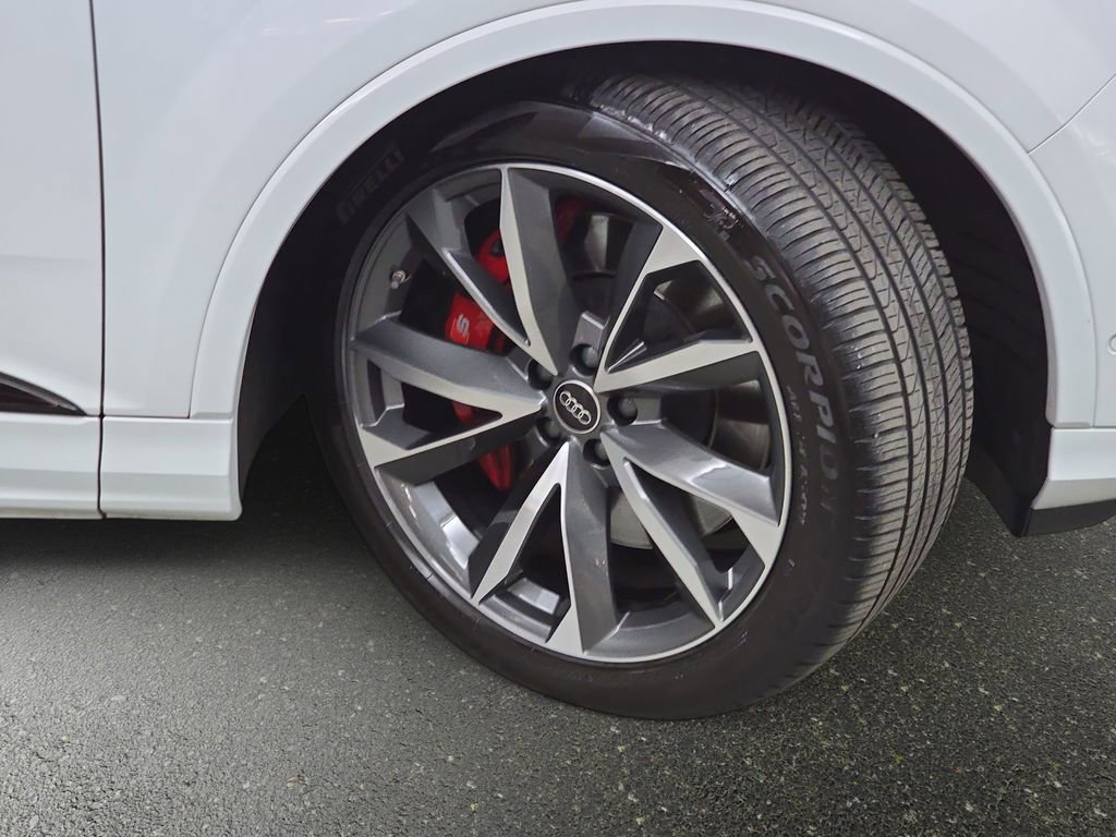 Used 2023 Audi SQ7 Prestige AWD/4WD image 34