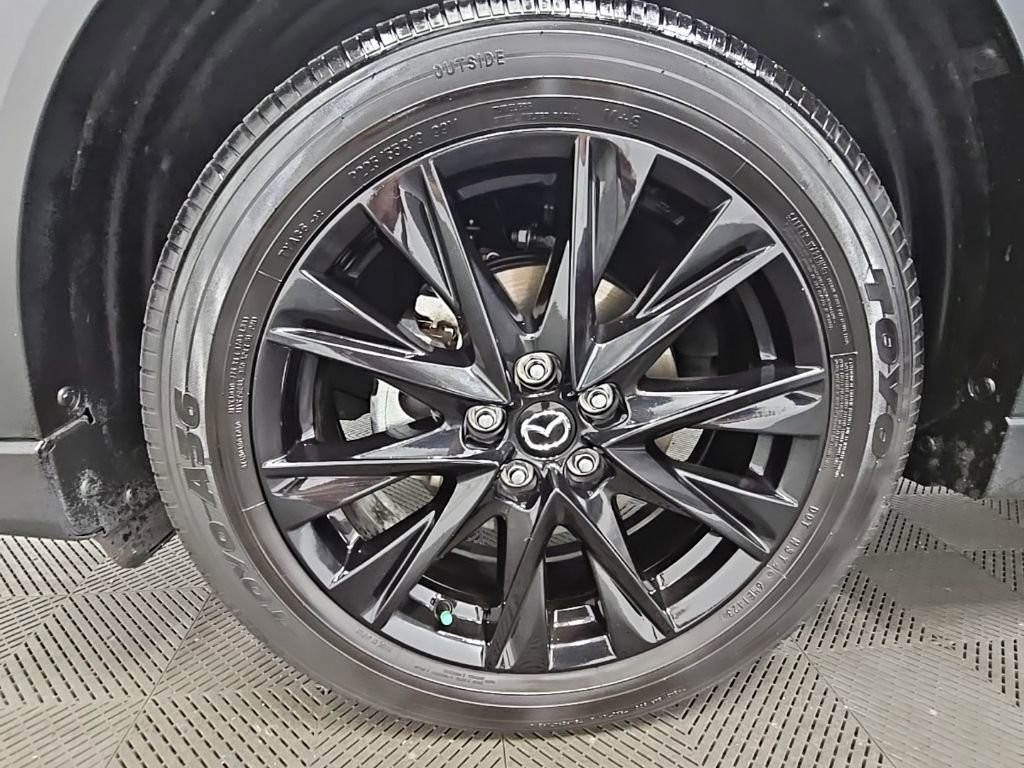 Used 2023 MAZDA CX-5 Carbon Edition image 46